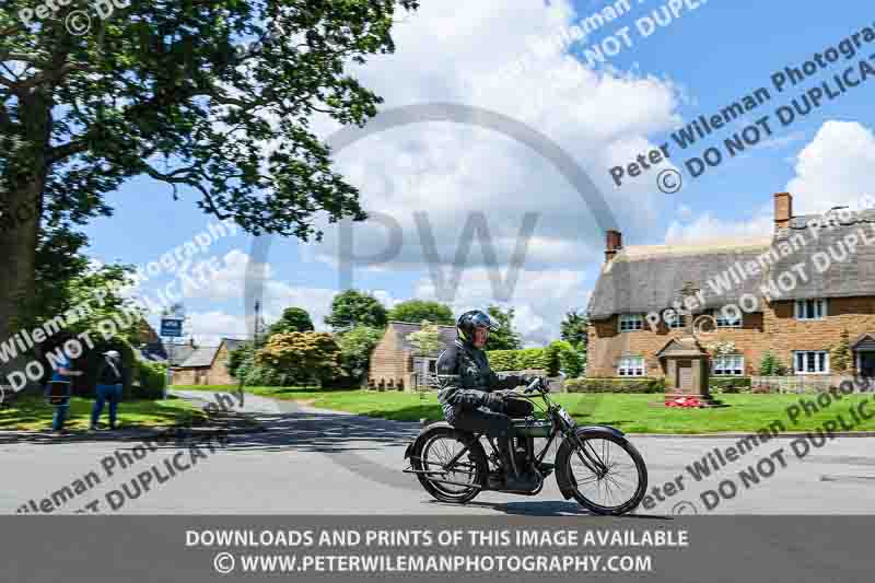 Vintage motorcycle club;eventdigitalimages;no limits trackdays;peter wileman photography;vintage motocycles;vmcc banbury run photographs